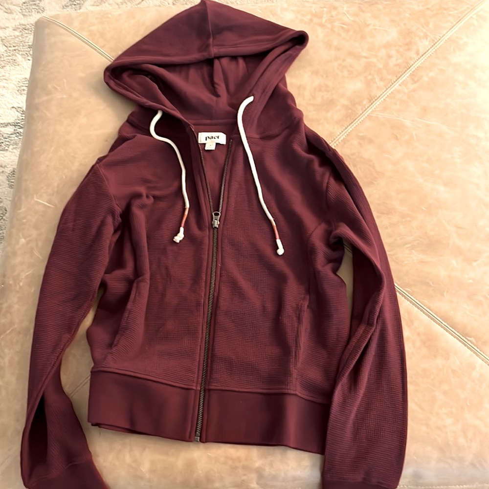 Pact maroon organic hoodie in size small. NWOT